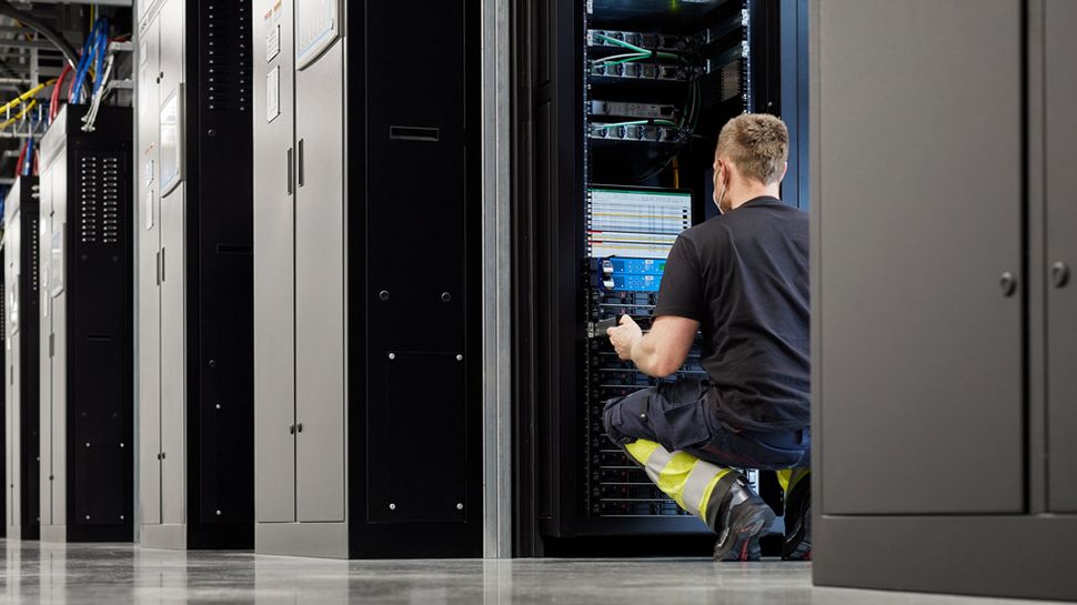 it-looks-like-apple-is-preparing-a-major-upgrade-for-its-datacenters