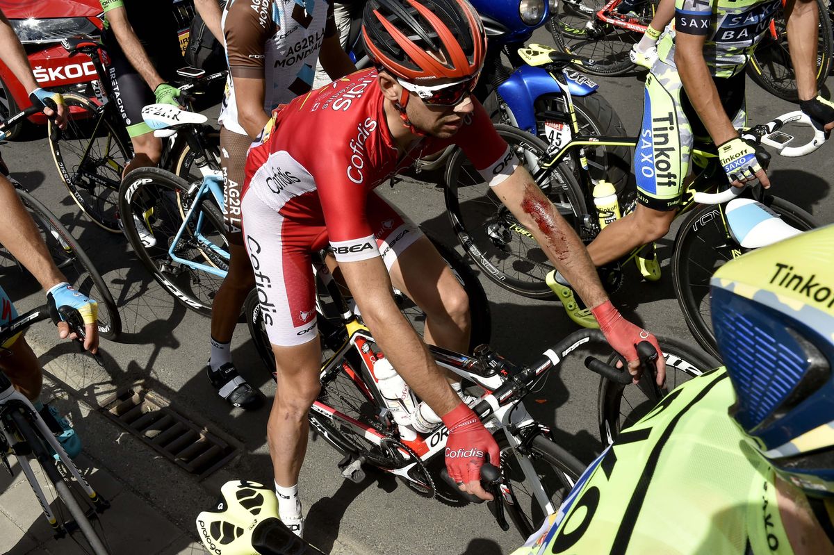 Riders were forced to stop for close to 10 minutes