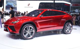 Lamborghini urus concept Ext Side