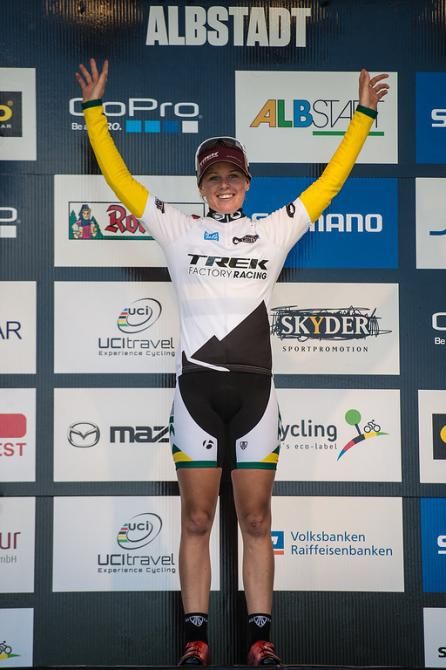 Rebecca Henderson (Trek Factory Racing) leads the U23 women's World Cup cross country