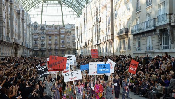 People, Crowd, City, Public space, Protest, Street, Metropolitan area, Pedestrian, Daylighting, Public event, 