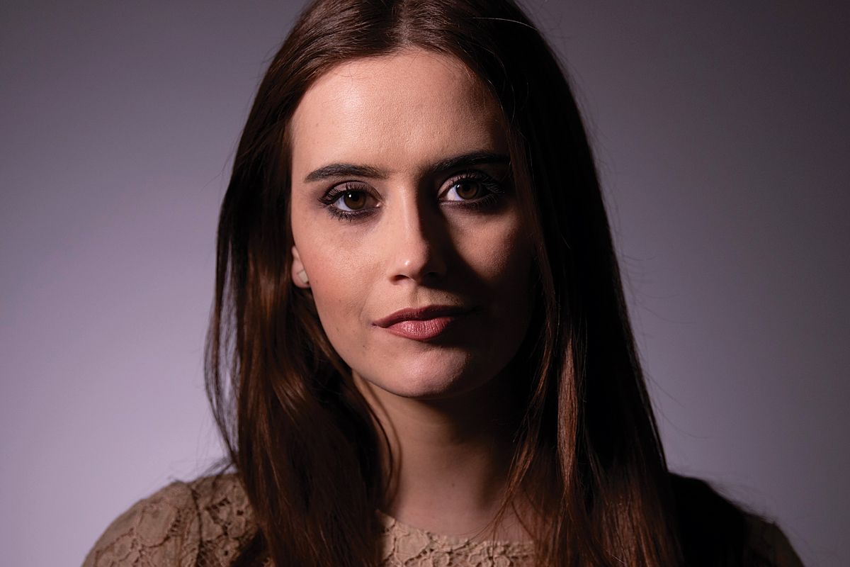 How to use key lighting and fill lighting in portrait photography ...