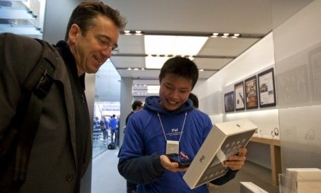 Apple store employees are trained not to use negative language, using phrases like &amp;quot;as it turns out&amp;quot; in lieu of &amp;quot;unfortunately,&amp;quot; according to a Wall Street Journal report.