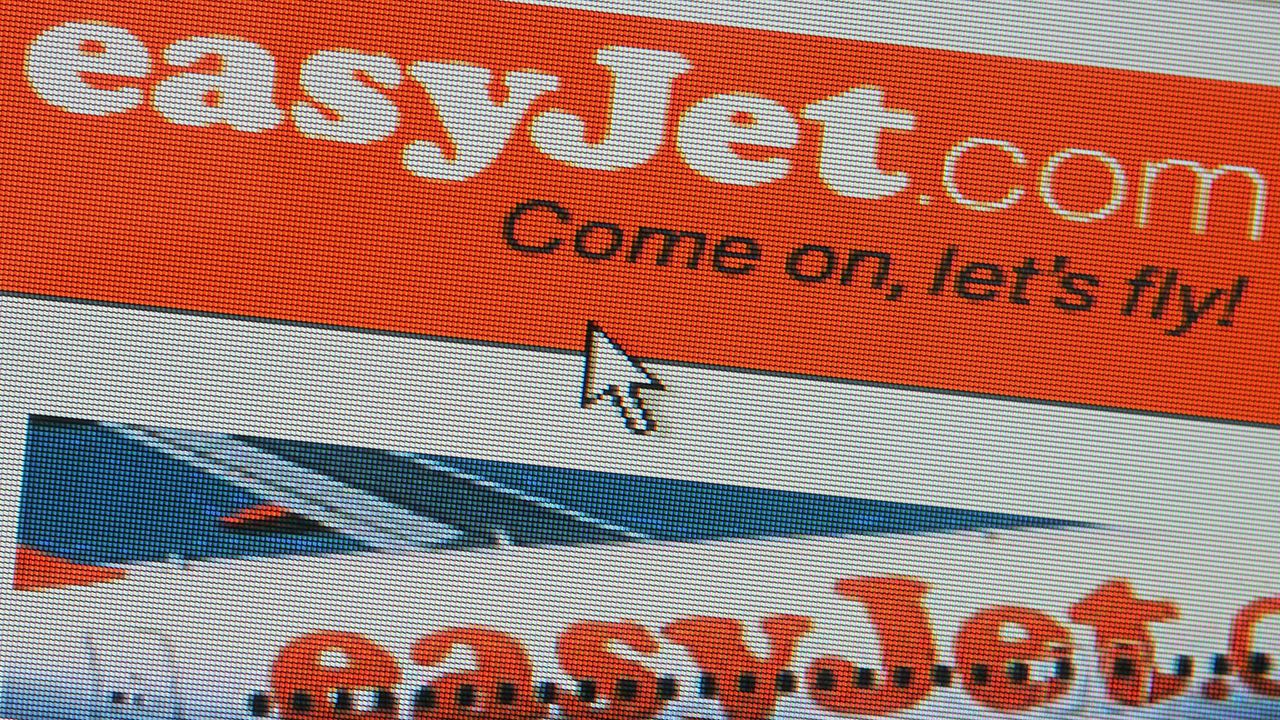 Easyjet website © Daniel Berehulak/Getty Images