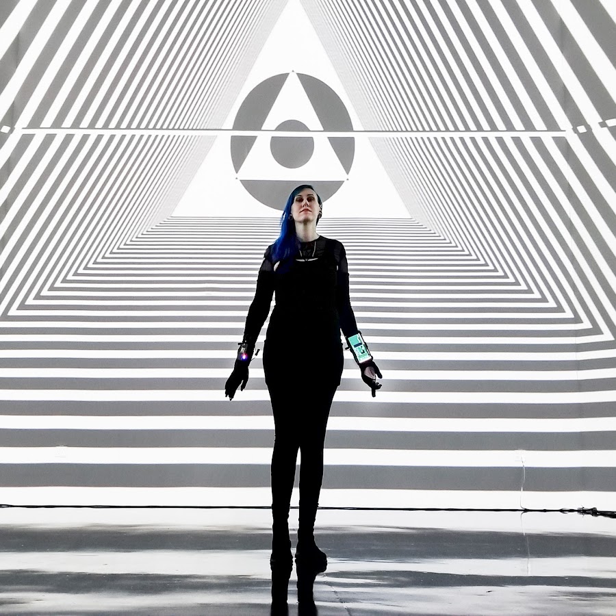 Synthestruck