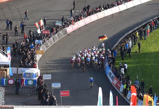 Elite men's race on the Francorchamps track