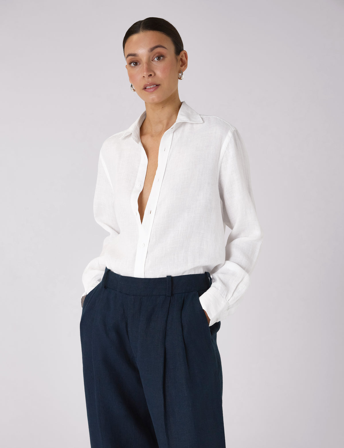 The Boyfriend: Linen, White