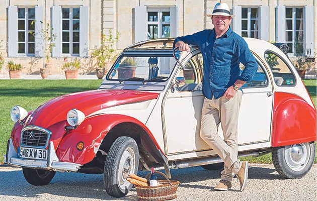 James Martin channels Keith Floyd as he eats and drinks his way through France in Floyd&#039;s old 2CV...