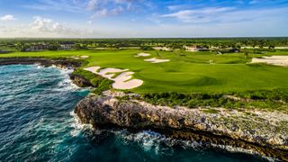 Corales - Hole 18