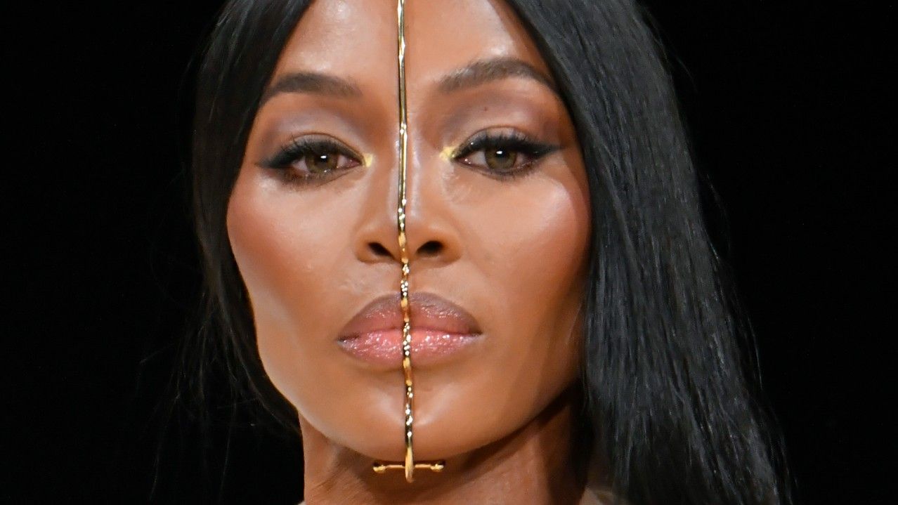 Naomi Campbell walking in Balman menswear Fall 2024