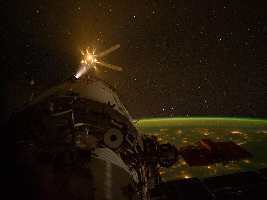 The European Space Agency&#039;s Automated Transfer Vehicle-3 (ATV-3) approaches the International Space Station on March 28, 2012.