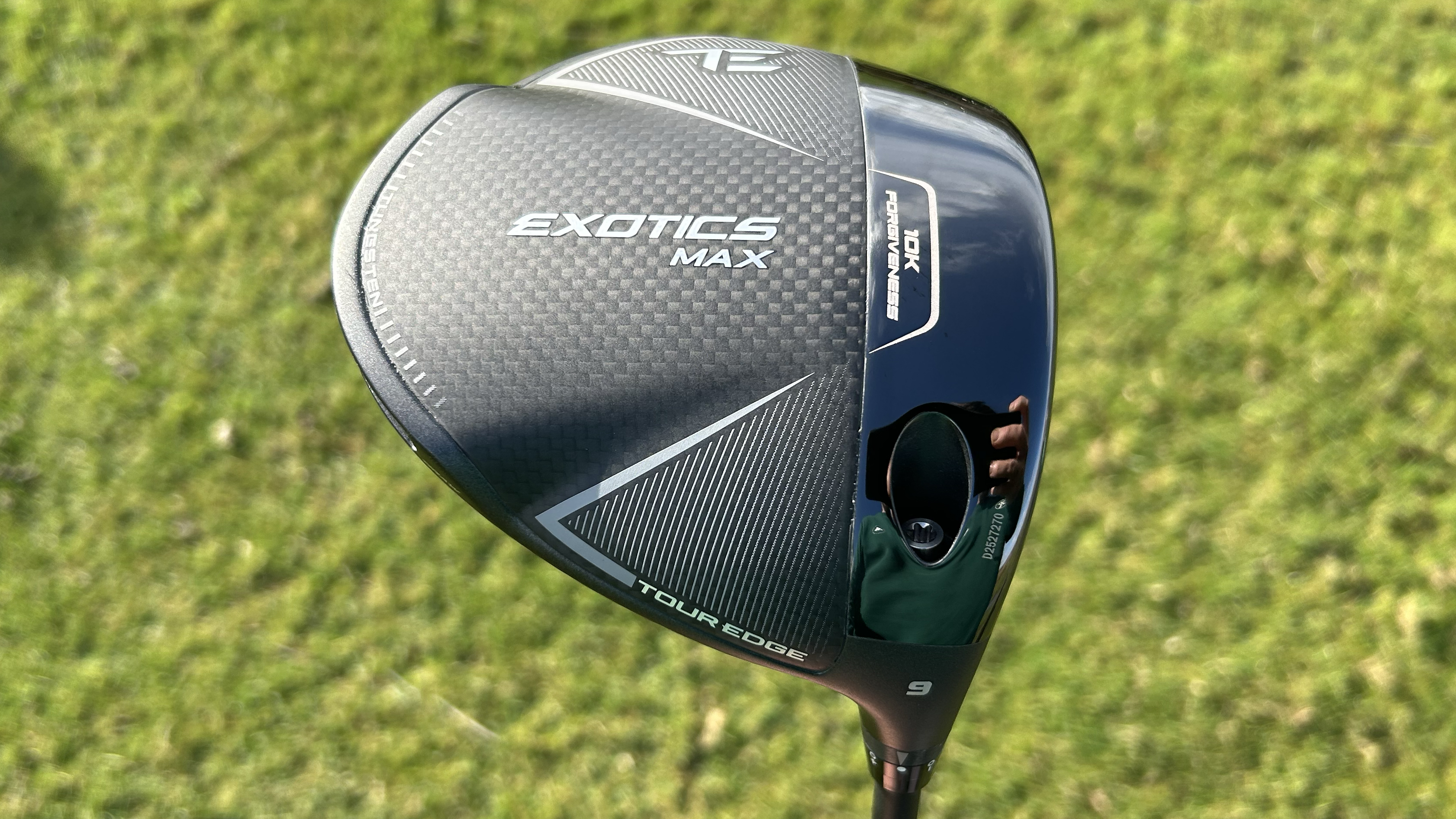 Photo of the Tour Edge Exotics Max Driver