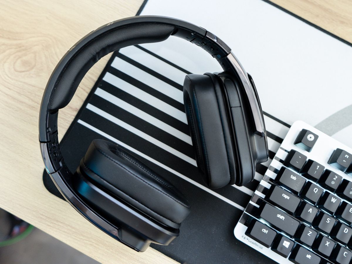 Logitech G935 review: A wonderful wireless gaming headset  with