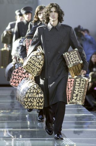 Louis Vuitton SS01