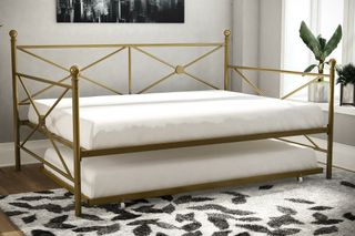 Halynn Daybed With Trundle