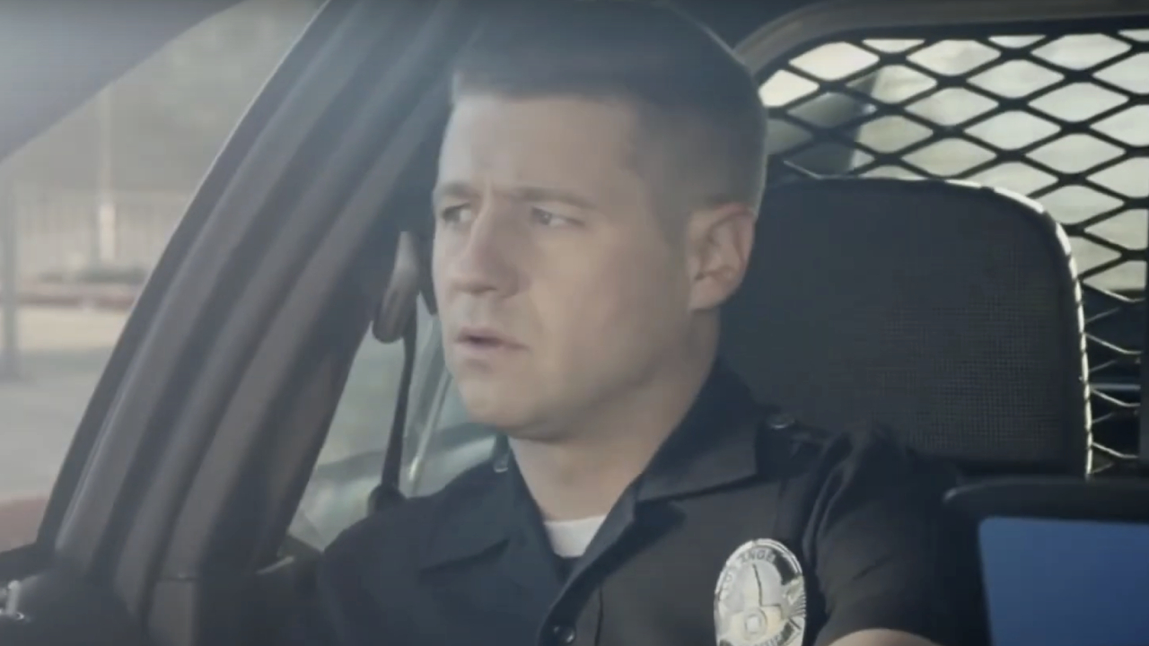 Ben McKenzie in Southland