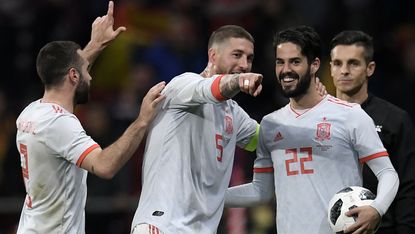 Spain 6 Argentina 1 video goals Isco hat trick