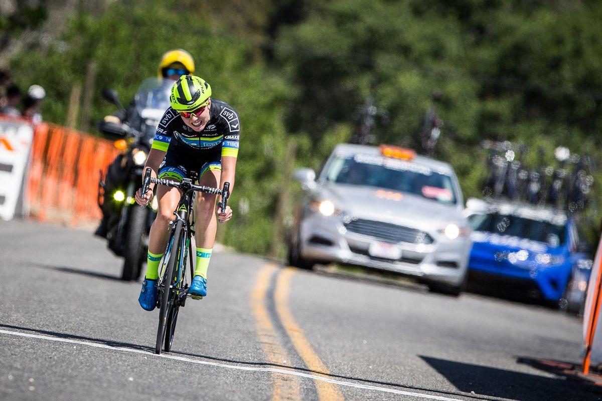 Kate Buss (TIBCO) hammers all the way to the line to come in fifth