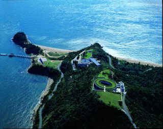 Benesse House Museum Oval Naoshima, 1992-95. Photography: Mitsuo Matsuoka