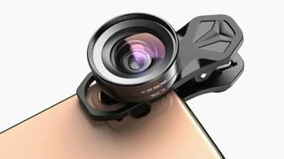 Apexel 2-in-1 Clip-on smartphone lens kit