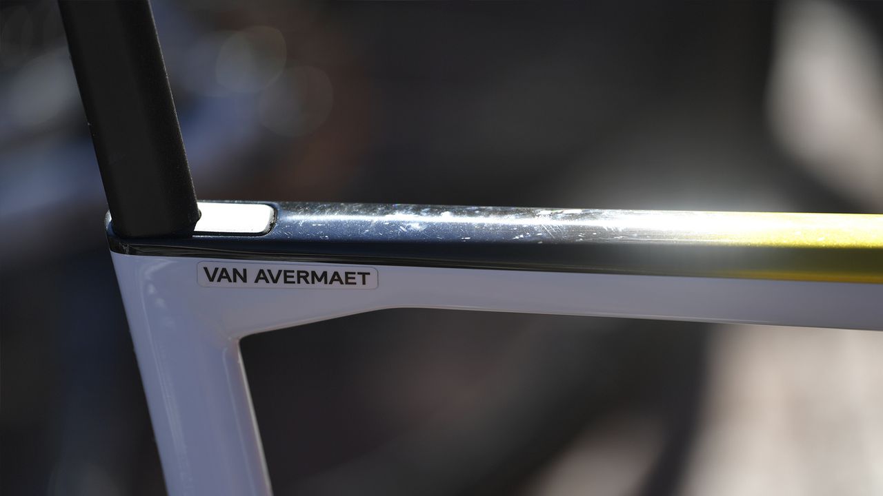 Greg Van Avermaet gold BMC Teammachine