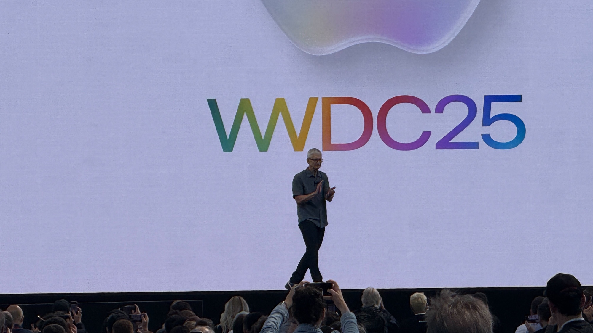 wwdc 2025 tim cook on stage