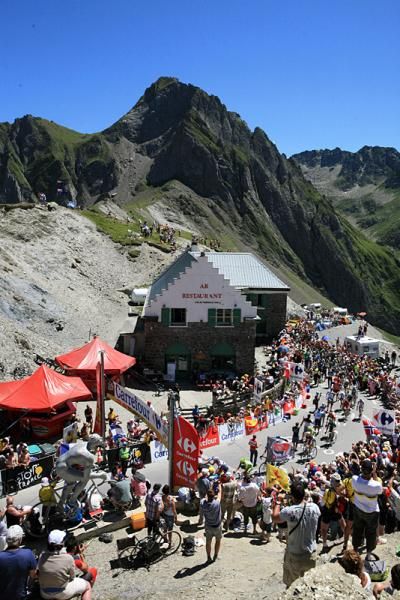 The summit of the storied Col du Tourmalet.