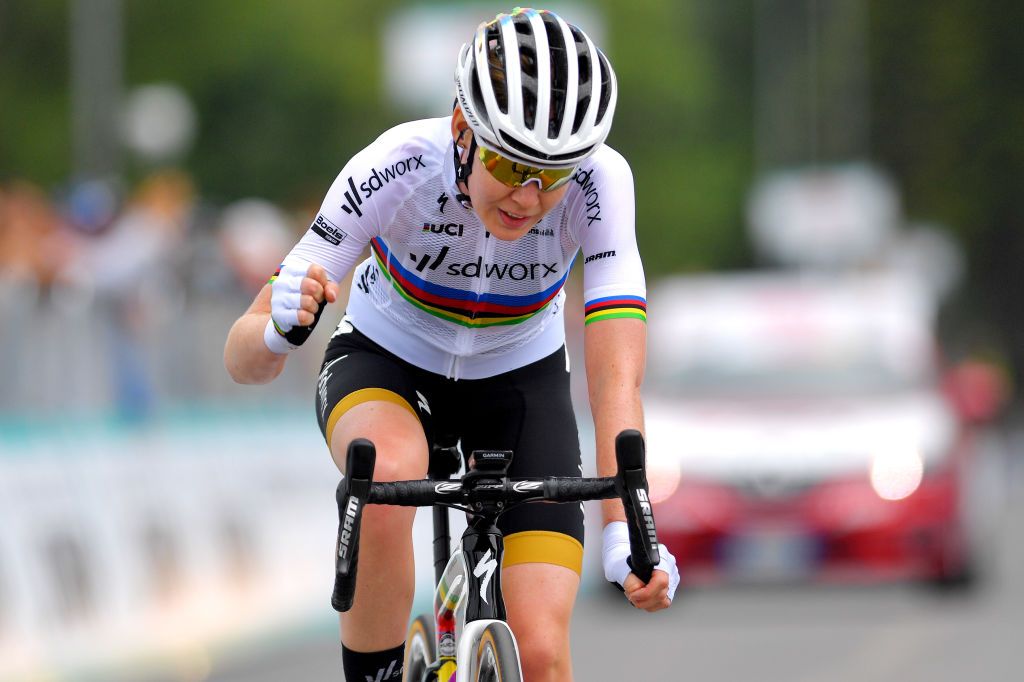 PRATO NEVOSO ITALY JULY 03 Anna Van Der Breggen of Netherlands and Team SD Worx celebrates at arrival during the 32nd Giro dItalia Internazionale Femminile 2021 Stage 2 a 1001km stage from Boves to Prato Nevoso Colle del Prel 1607m GiroDonne UCIWWT on July 03 2021 in Prato Nevoso Italy Photo by Luc ClaessenGetty Images