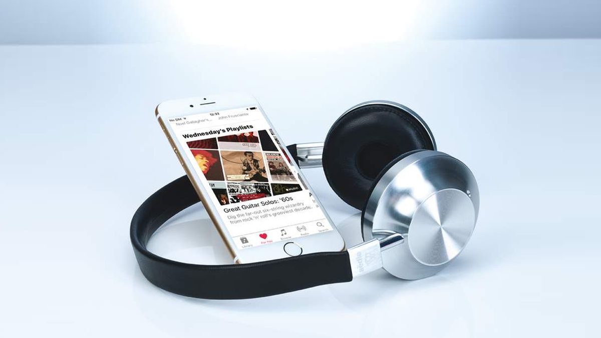 Can headphones cause hearing loss? Louder