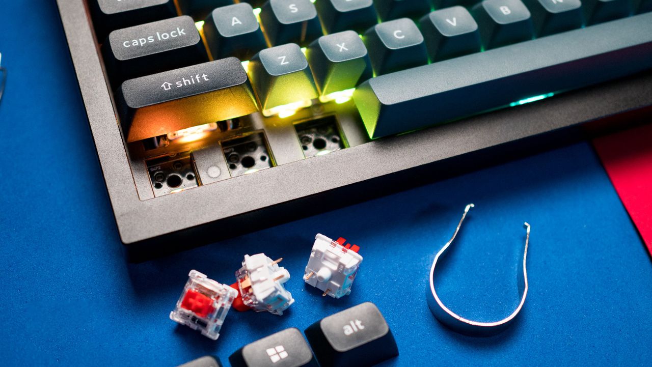 Keychron Q1 Pro with dismantled switches and keys