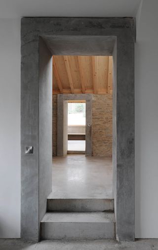 Concrete corridor portals of Malmesbury House
