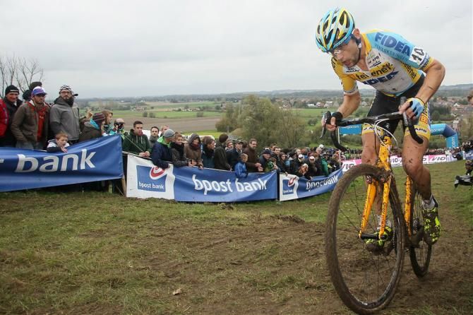 Rob Peeters (Telenet-Fidea) feels the strain of the Koppenbergcross's hills