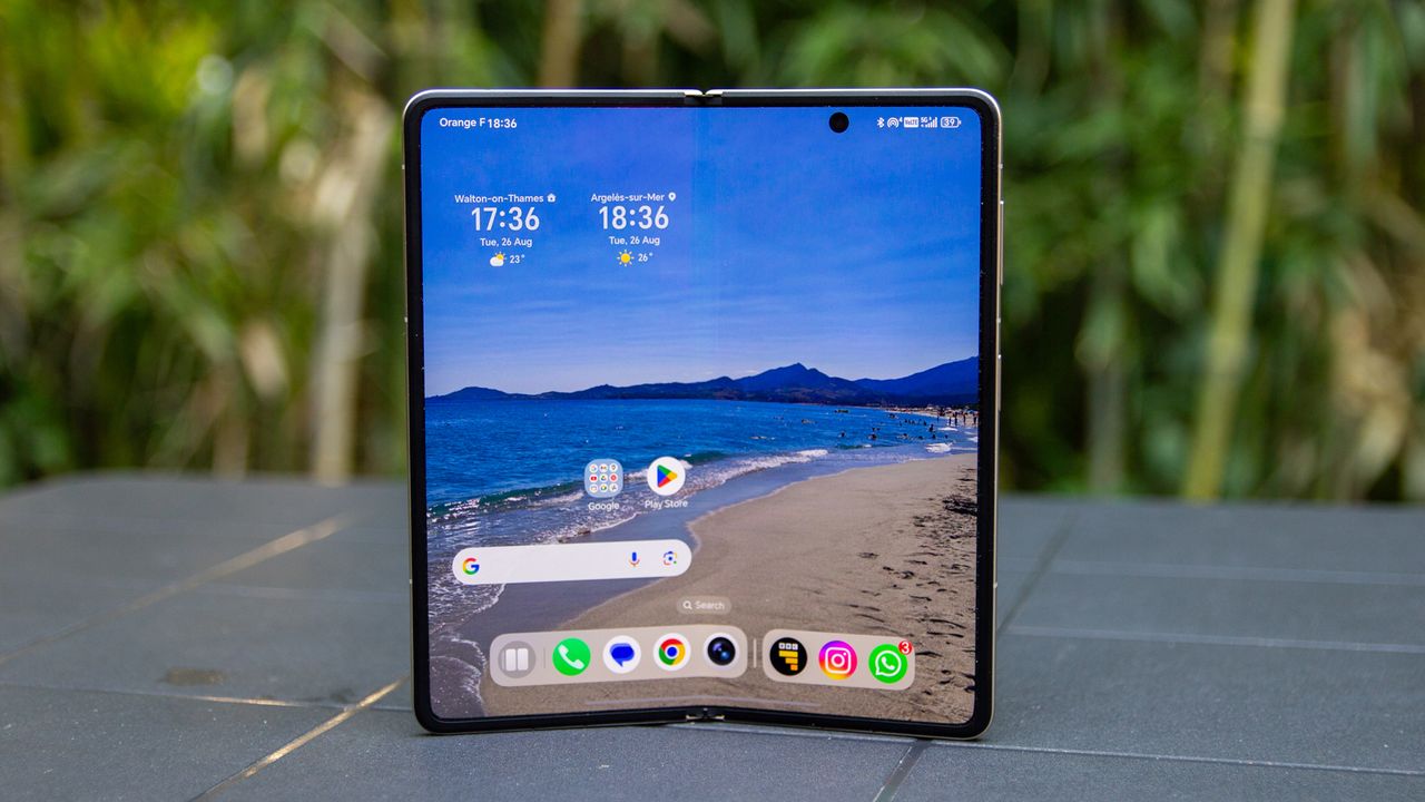 Honor Magic V5 review: a better choice than Samsung's Galaxy Z Fold 7?