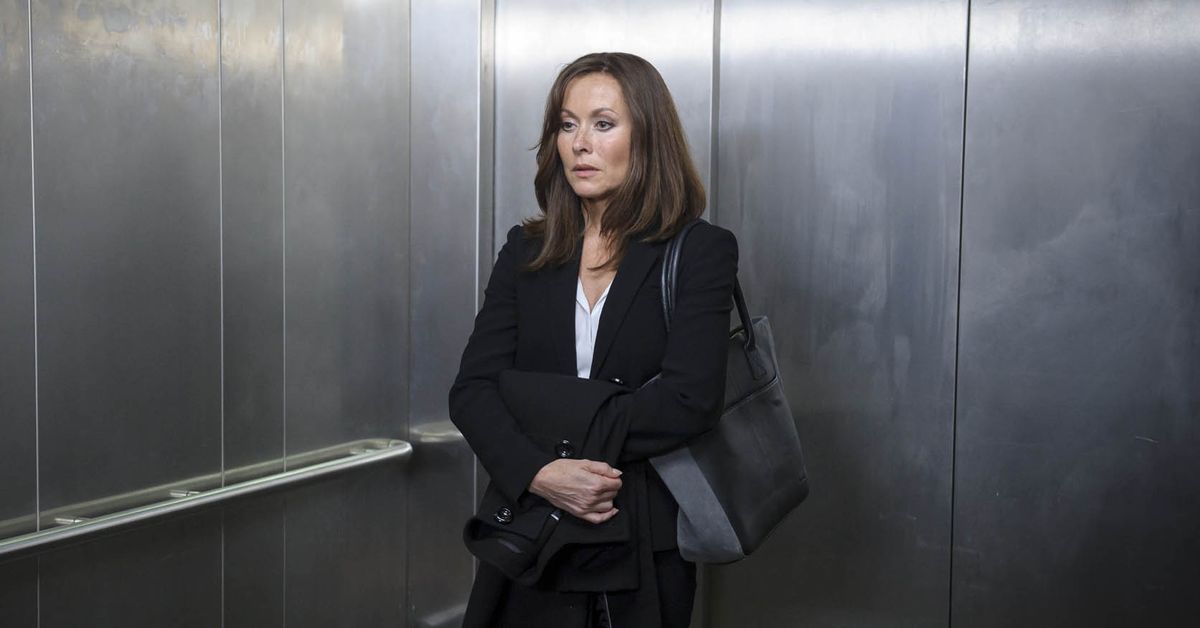 Casualty Amanda Mealing