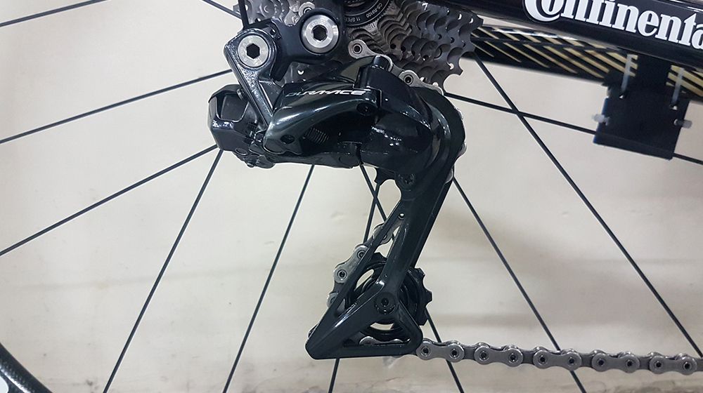Exluding the SRM crankset, Bahrain-Merida are using full Dura-Ace groupsets