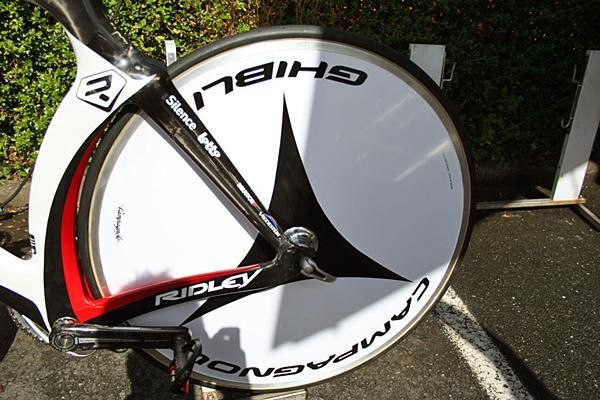 Campagnolo's Ghibli disc wheel has a classic look.
