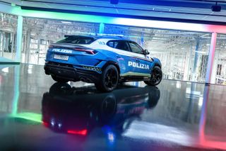 Lamborghini Urus in Polizia livery