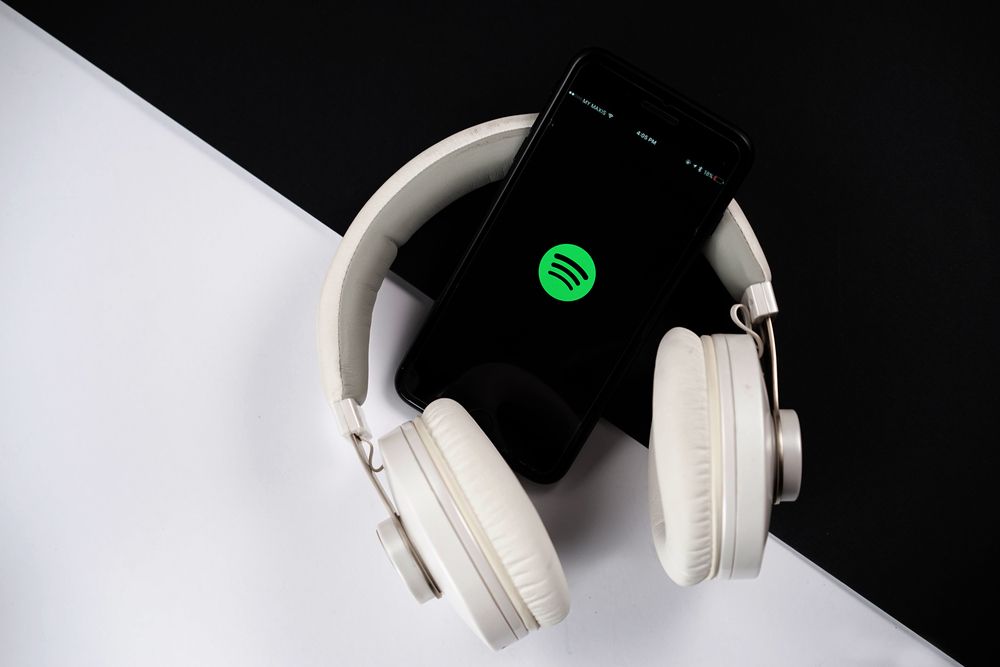 how to listen to spotify offline without premium