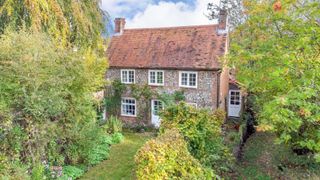 Waterloo Cottage, Eastbury, Hungerford, Berkshire