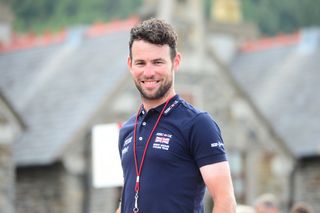 Mark Cavendish makes an appearance at the British national time trial champs