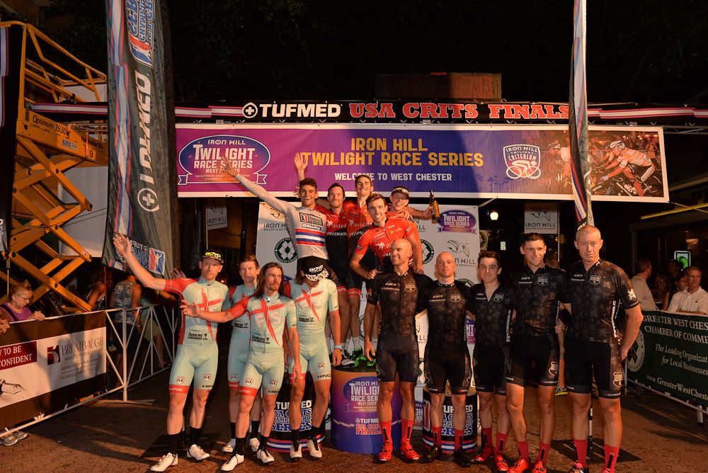 Teams take their podium spots for the 2016 USA Crits series