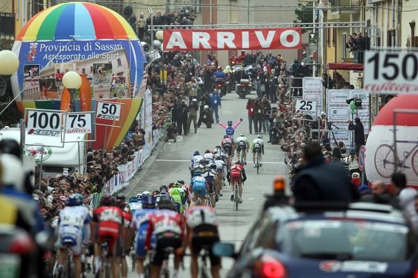 The stage 1 finish in Bonorva.