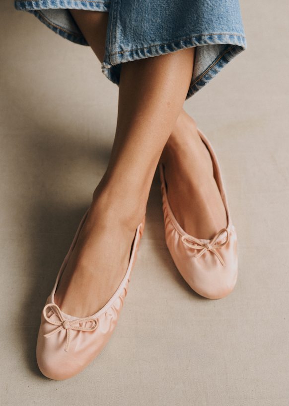 Agathe Low Ballerinas - Pale Pink Pleated Satin - Textile - S&eacute;zane