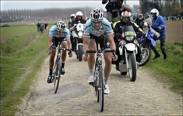 Niki Terpstra was not able to keep pace with teammate Tom Boonen, who would ride the final 52km alone for victory at Paris-Roubaix.