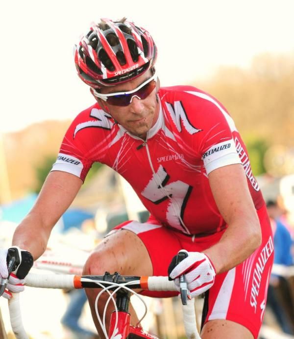 Todd Wells (Specialized) sliced through the field today and was awarded the most agressive rider title.
