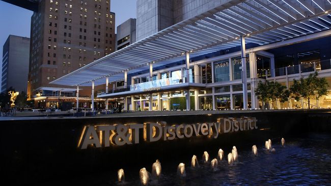 AT&amp;T Discovery District