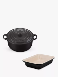 Le Creuset 2 piece set - Cast Iron Casserole (20cm) and Stoneware Dish (29cm) in Satin Black:  was