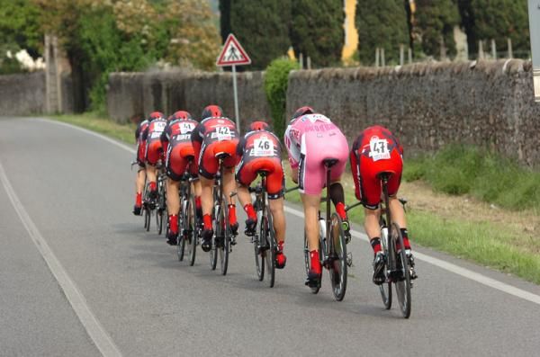 The maglia rosa slipped from Phinney's shoulders