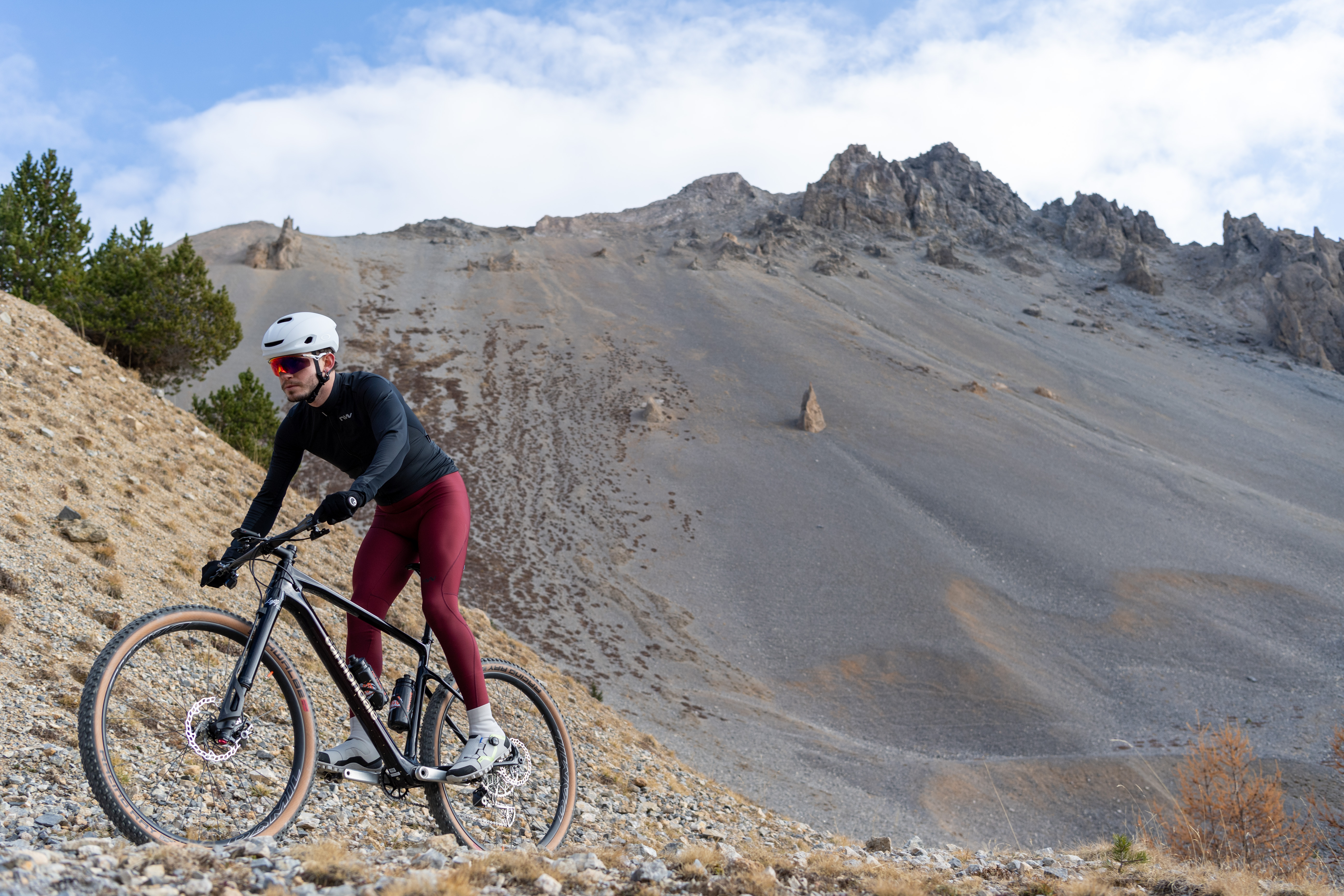 Action shot of the Northwave Celsius XT Arctic GTX shoes