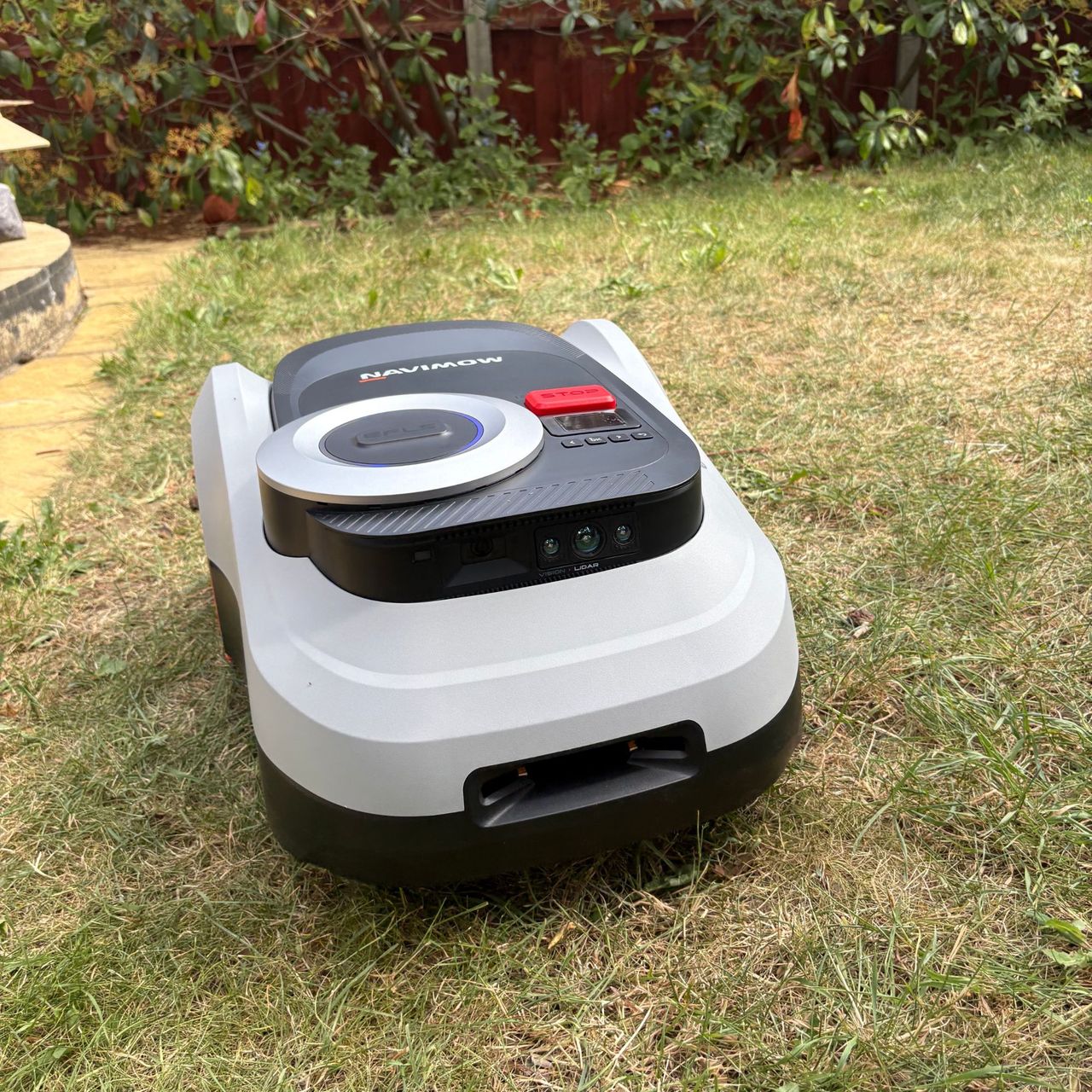 Segway Navimow i208 LiDAR Robot Lawn Mower mowing grass lawn